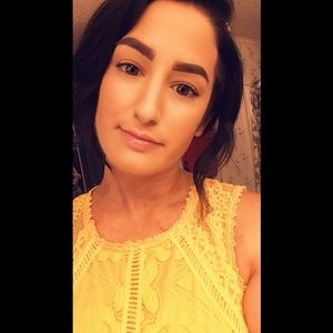 Meet your Posher, Amber